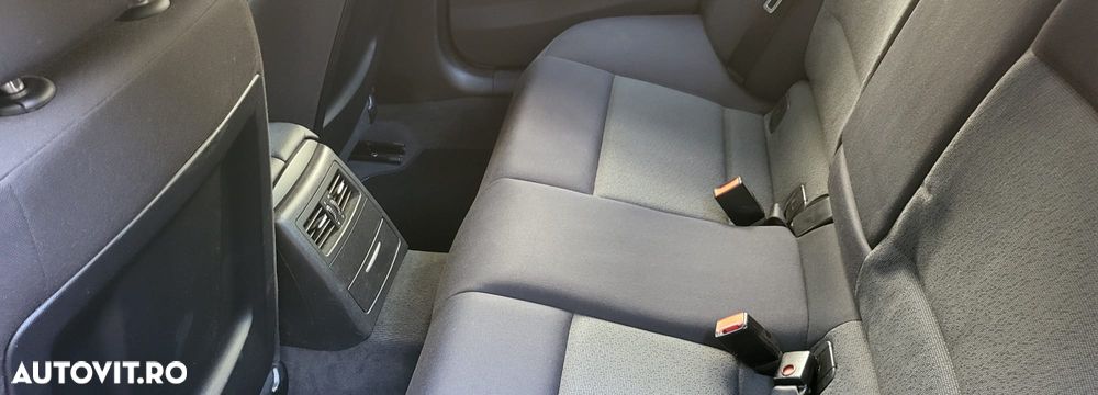 BMW Seria 3 320i - 7