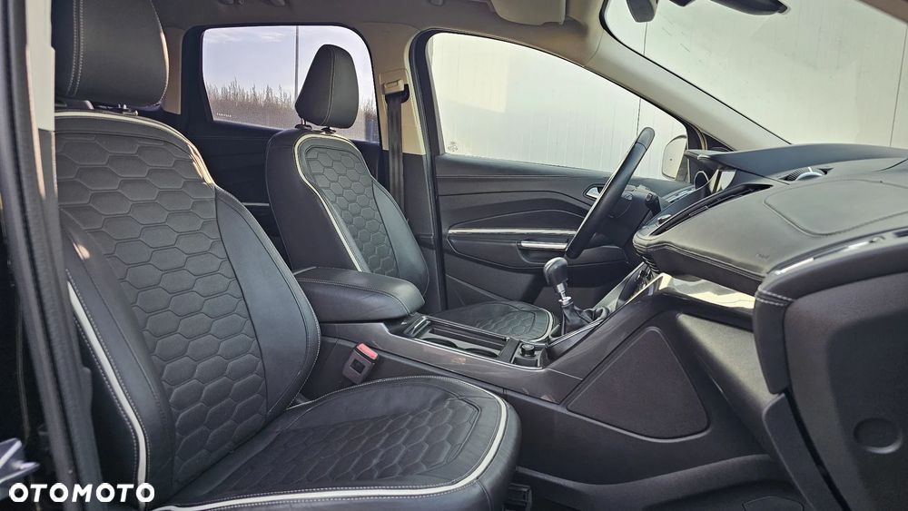 Ford Kuga 2.0 TDCi 2x4 Vignale - 16