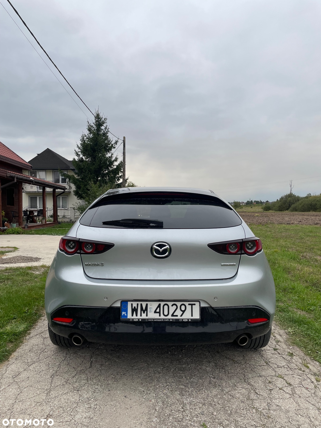 Mazda 3 - 4