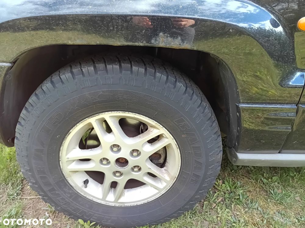 Jeep Grand Cherokee - 14