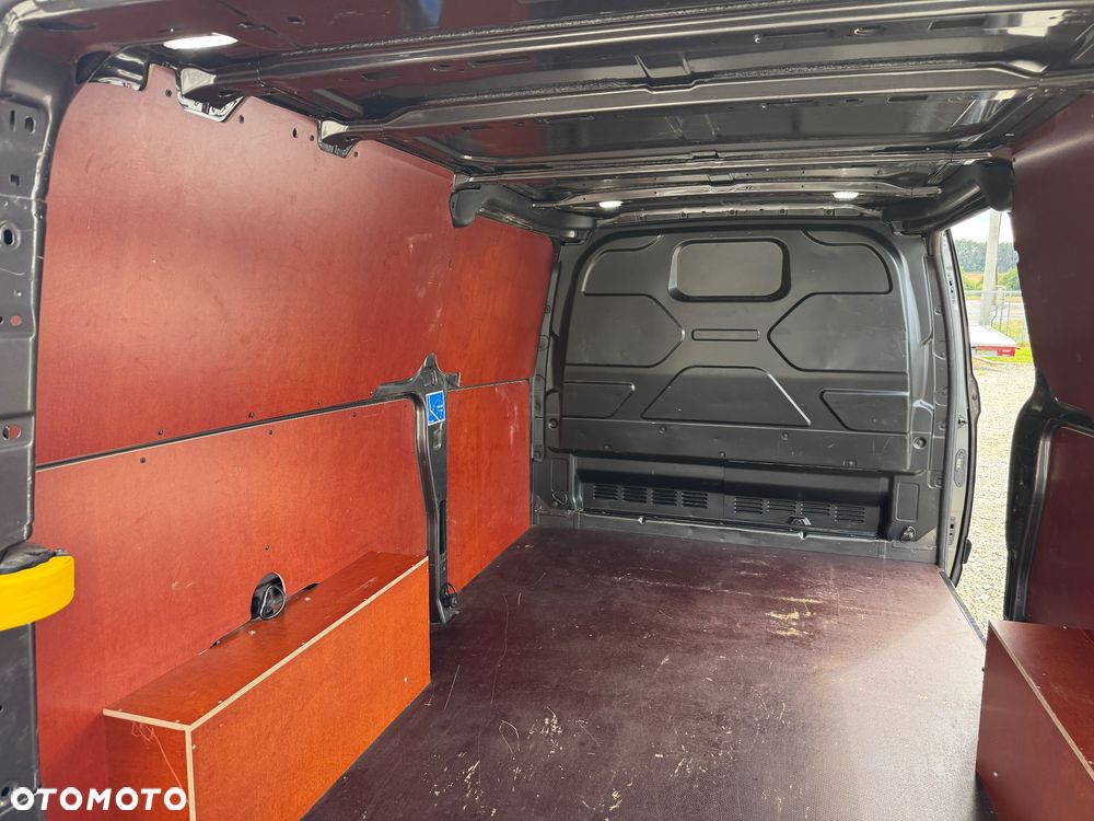 Ford 2022/TRANSIT CUSTOM LIMITED L2H1/170KM/Navi/Klima/Kamera/Grzane fotele/PDC przód i tył/Grzana szyba/ - 11