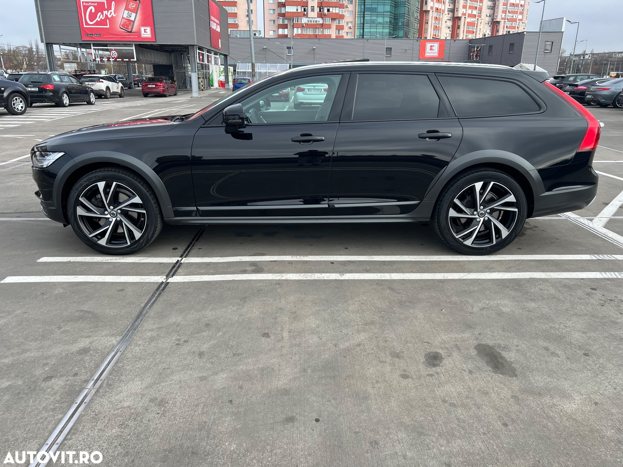 Volvo V90 Cross Country T5 AWD Geartronic Pro - 5