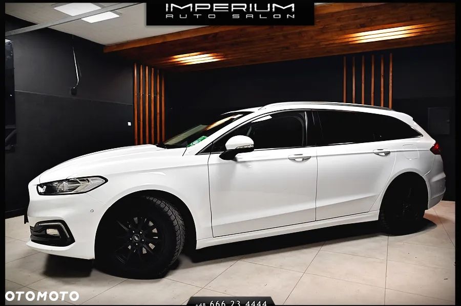 Ford Mondeo Turnier 2.0 TDCi Start-Stopp PowerShift-Aut Titanium - 2