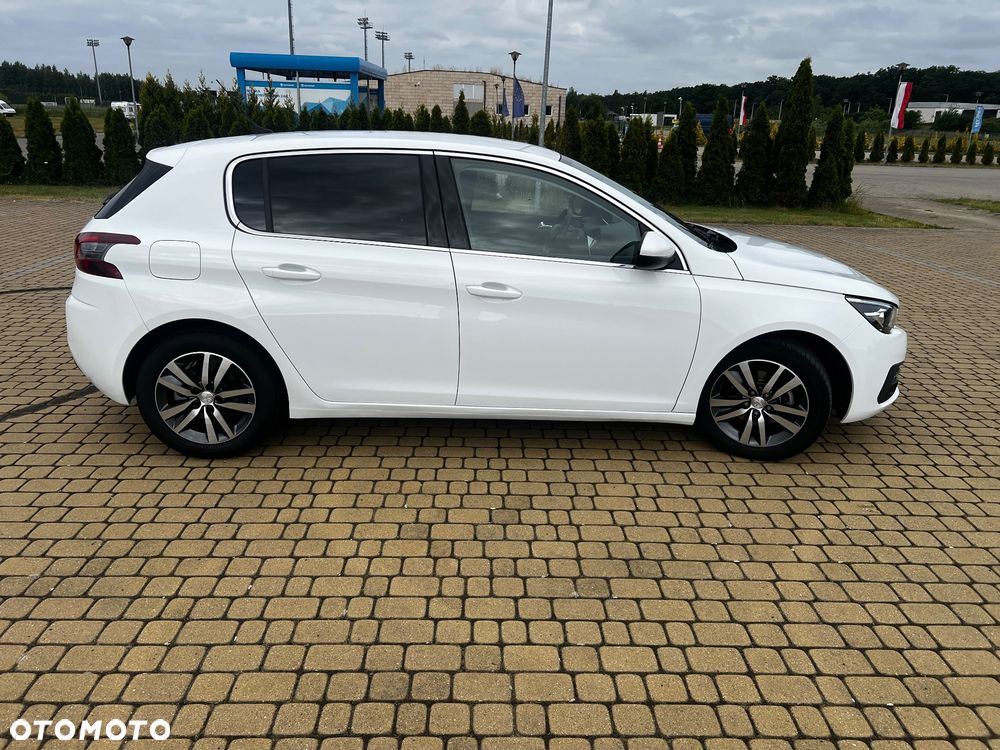 Peugeot 308 PureTech 130 Stop & Start Allure - 2