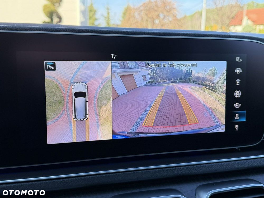 Mercedes-Benz GLS - 31