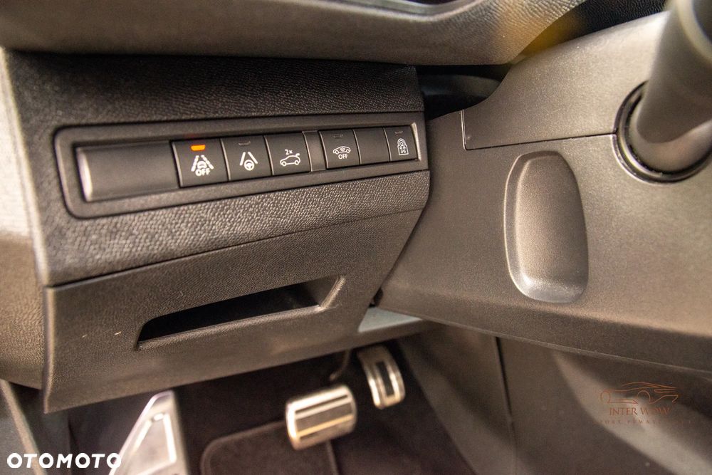 Peugeot 5008 1.6 PureTech GT Pack S&S EAT8 - 17