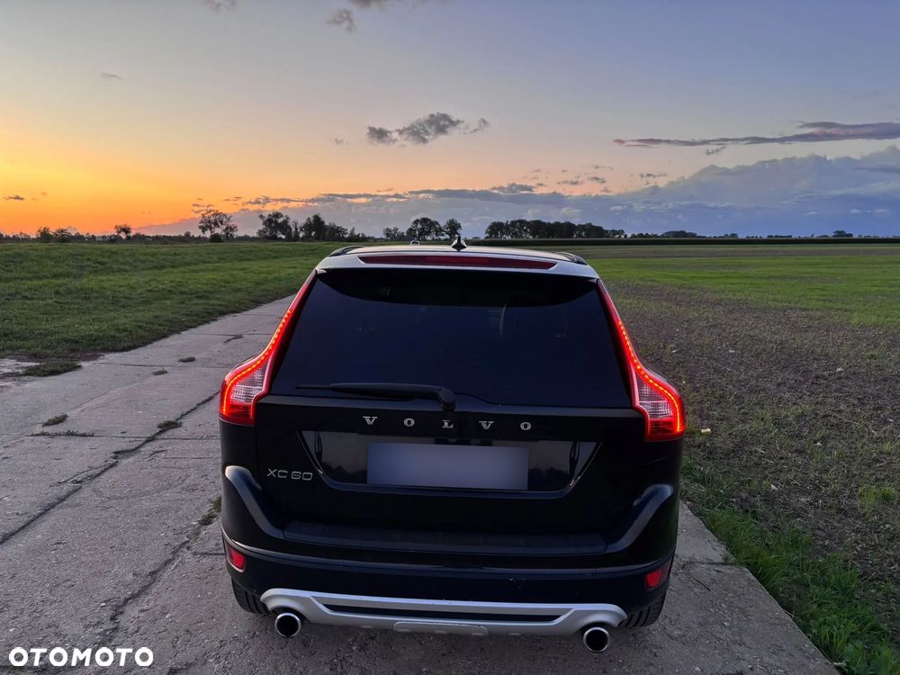 Volvo XC 60 - 8