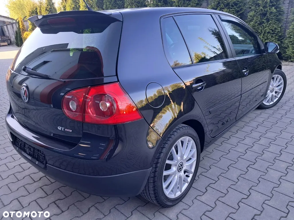 Volkswagen Golf 2.0 TDI DPF GT - 11