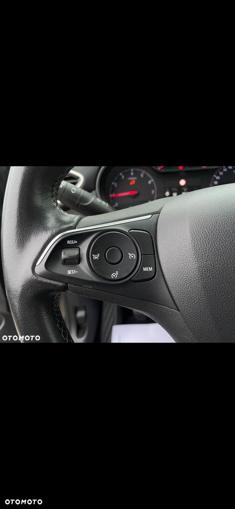 Opel Crossland X - 11