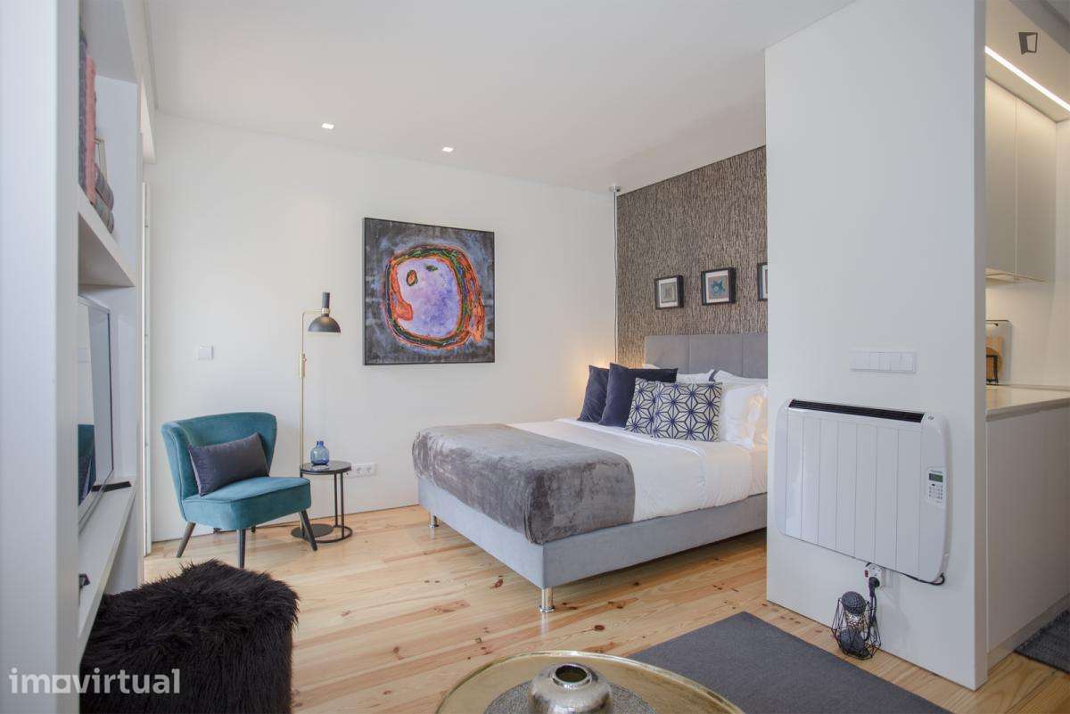 Apartamento com 1 quartos - localizado em Cedofeita Porto - Grande imagem: 4/30