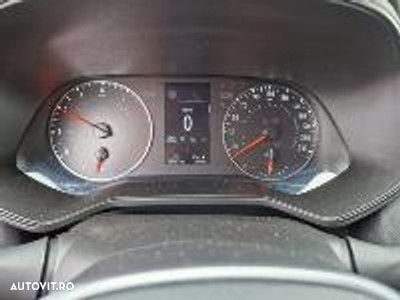 Renault Clio - 9