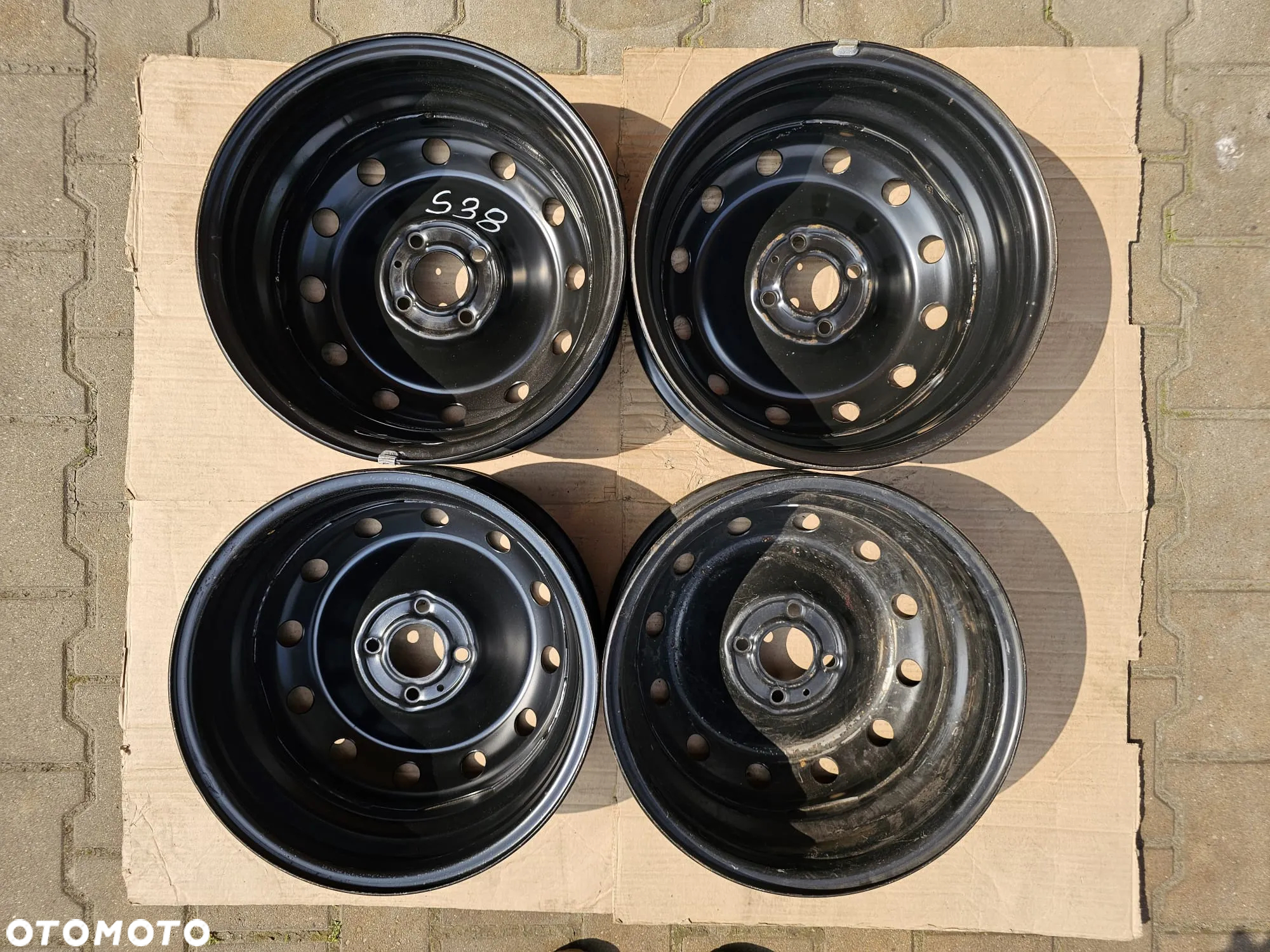 (S38) Felgi stalowe 15'' Renault Clio II III Thalia Modus Megane Scenic / 6Jx15 ET43 4x100 - 8