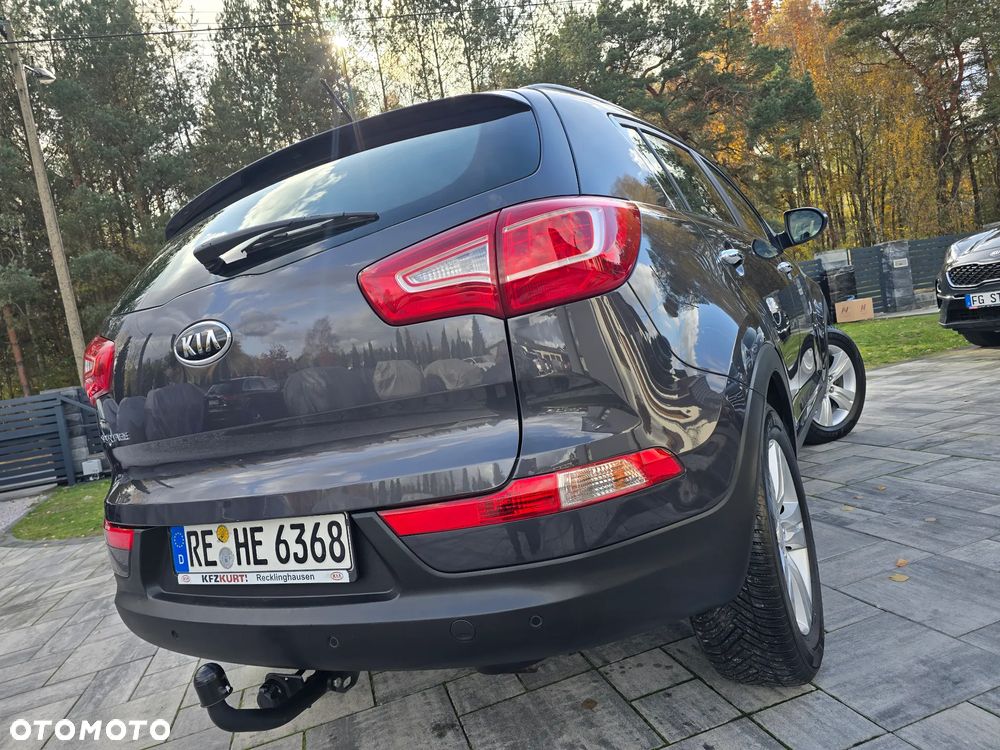 Kia Sportage 2.0 L - 16