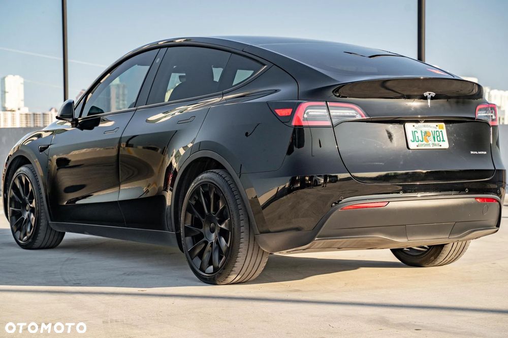 Tesla Model Y 2021 photo 5