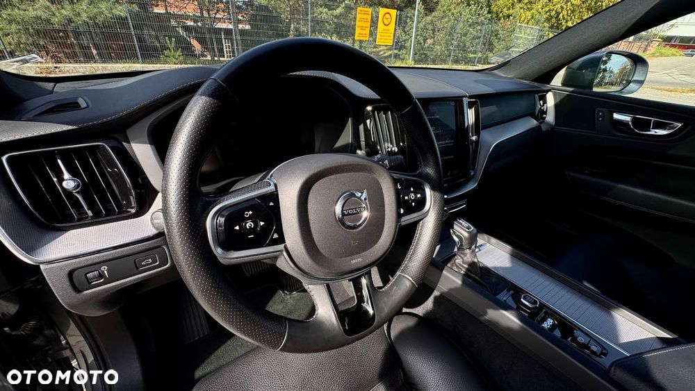 Volvo XC 60 D4 AWD Inscription - 24