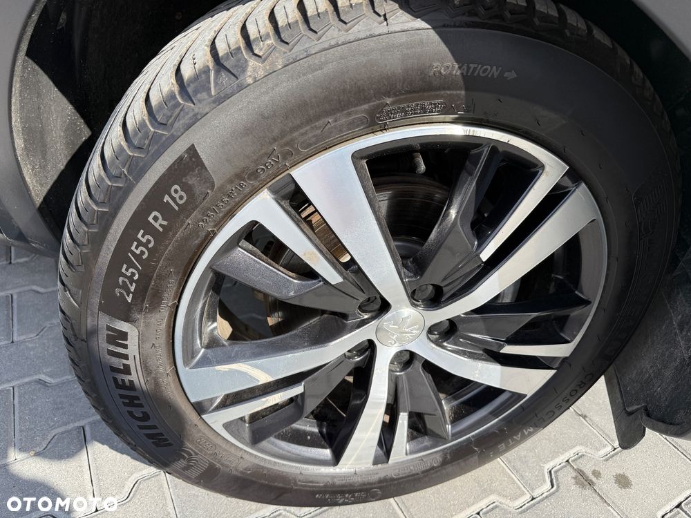 Peugeot 3008 PureTech 130 Stop & Start GPF Allure Pack - 14