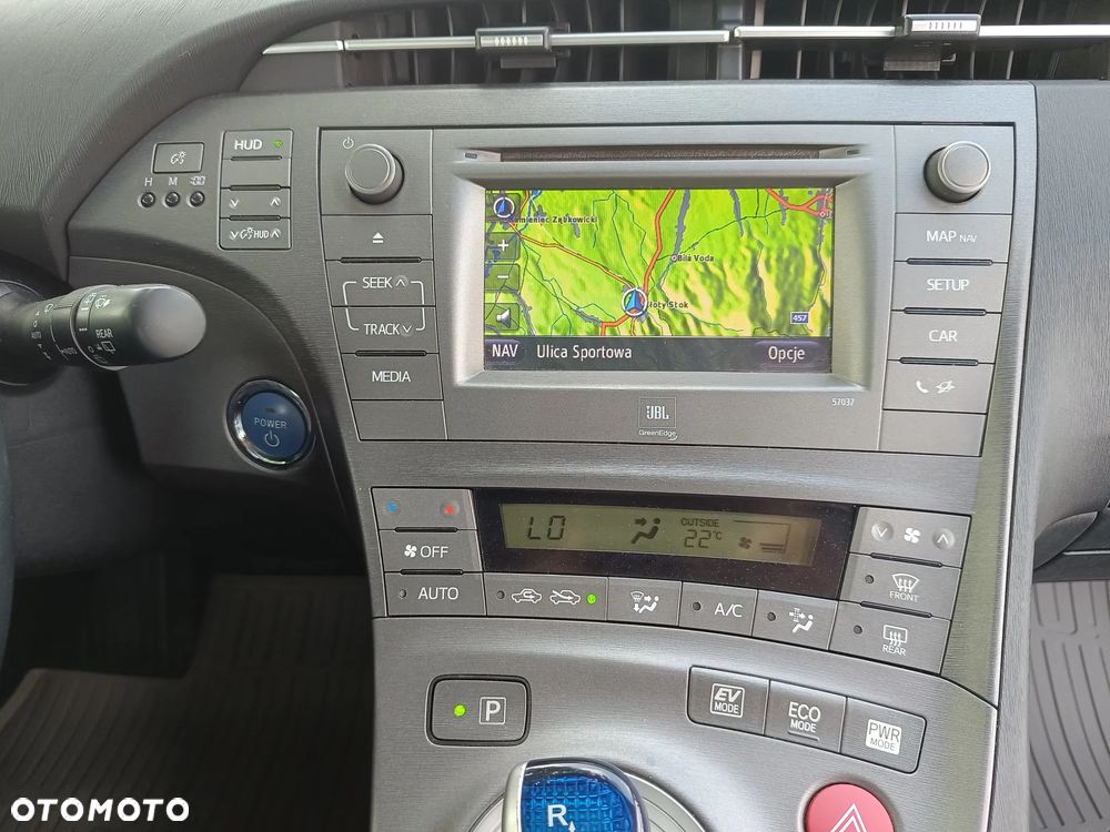 Toyota Prius 1.8 HSD Prestige - 24