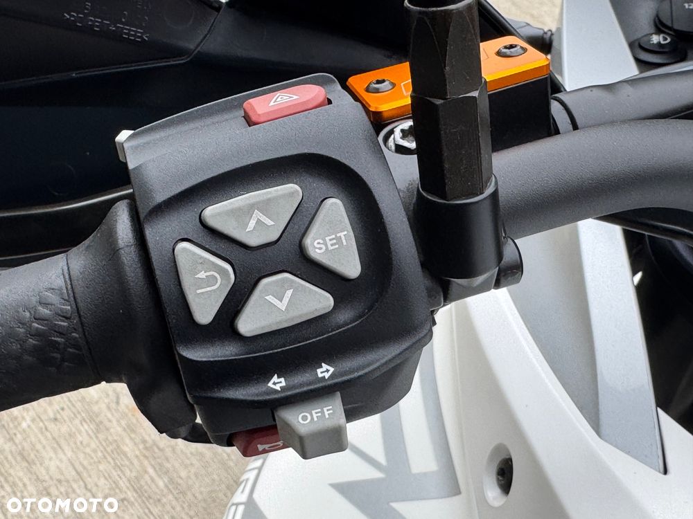 KTM Super Adventure - 16