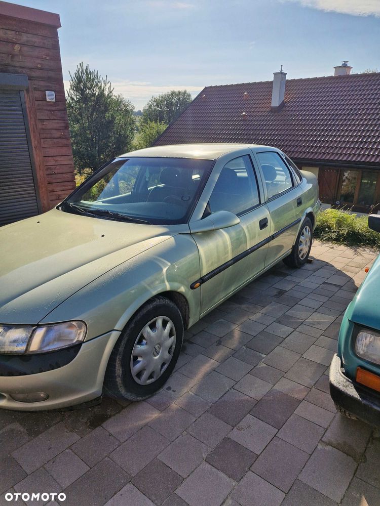 Opel Vectra - 2