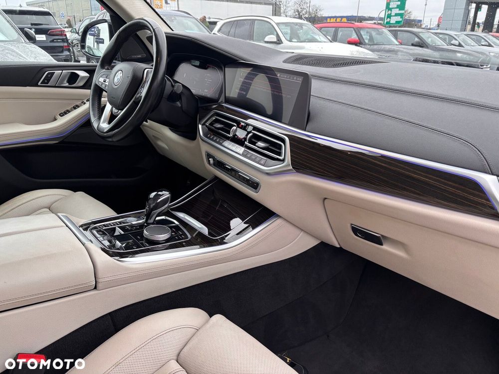 BMW X5 xDrive30d - 14