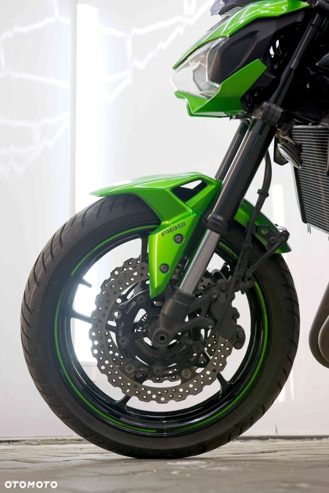 Kawasaki Z 900 - 18