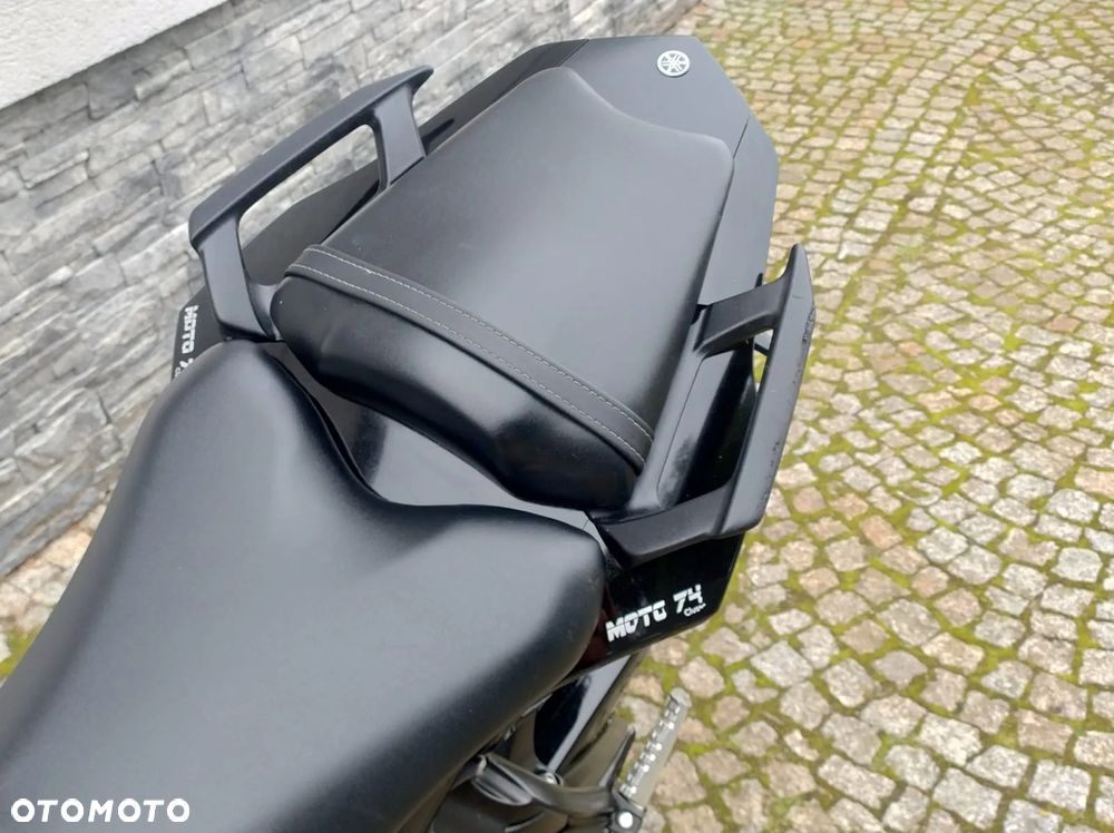 Yamaha FZ8 - 28