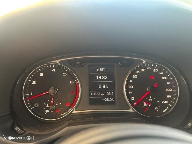 Audi A1 1.2 TFSI Special Edition - 3