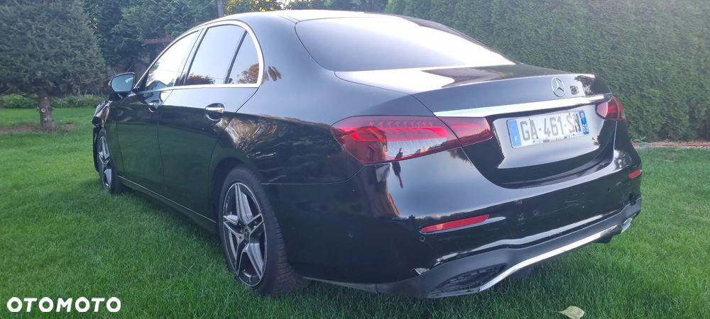 Mercedes-Benz Klasa E 220 d 9G-TRONIC AMG Line - 2