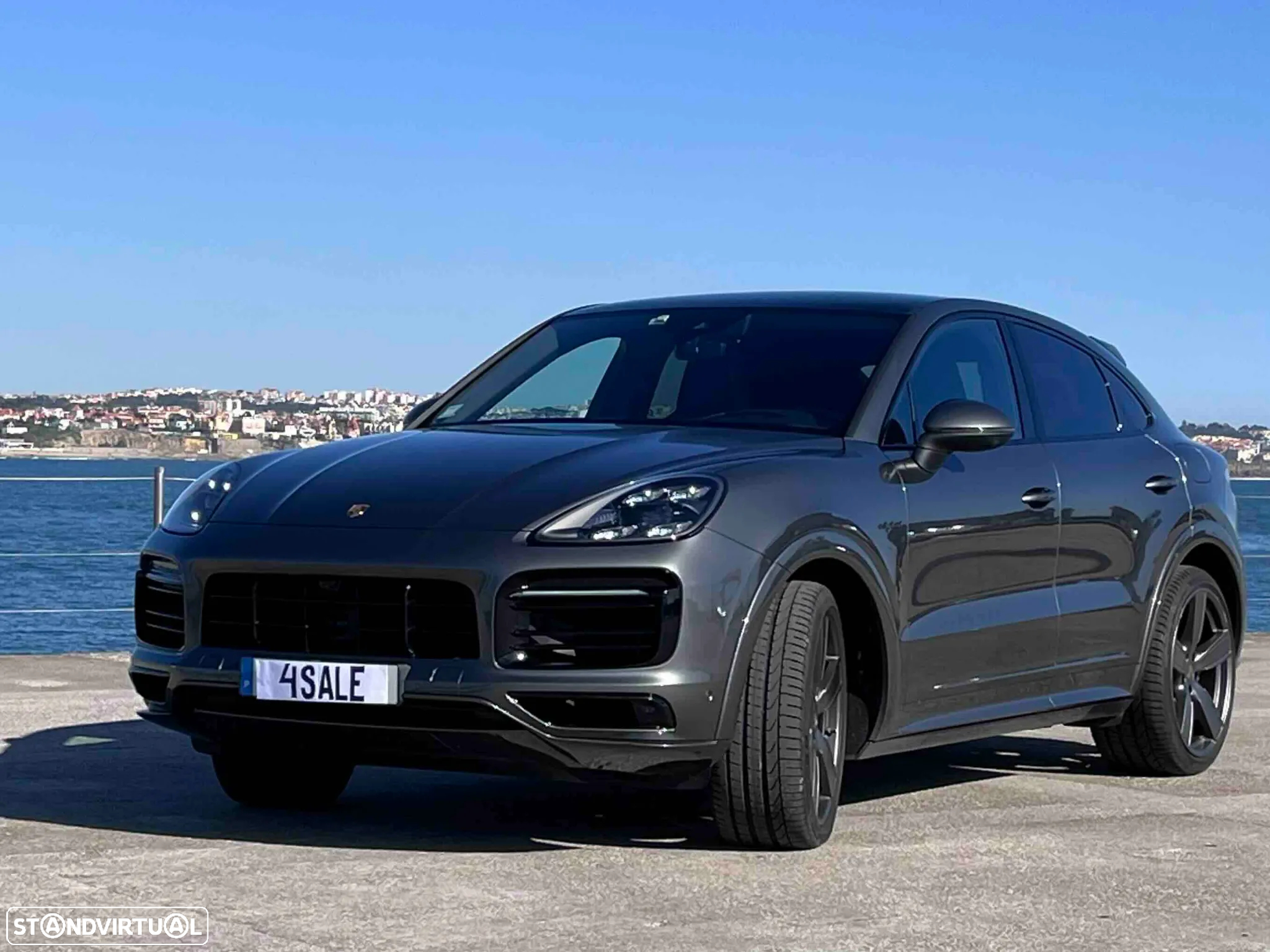 Porsche Cayenne Coupé E-Hybrid - 26