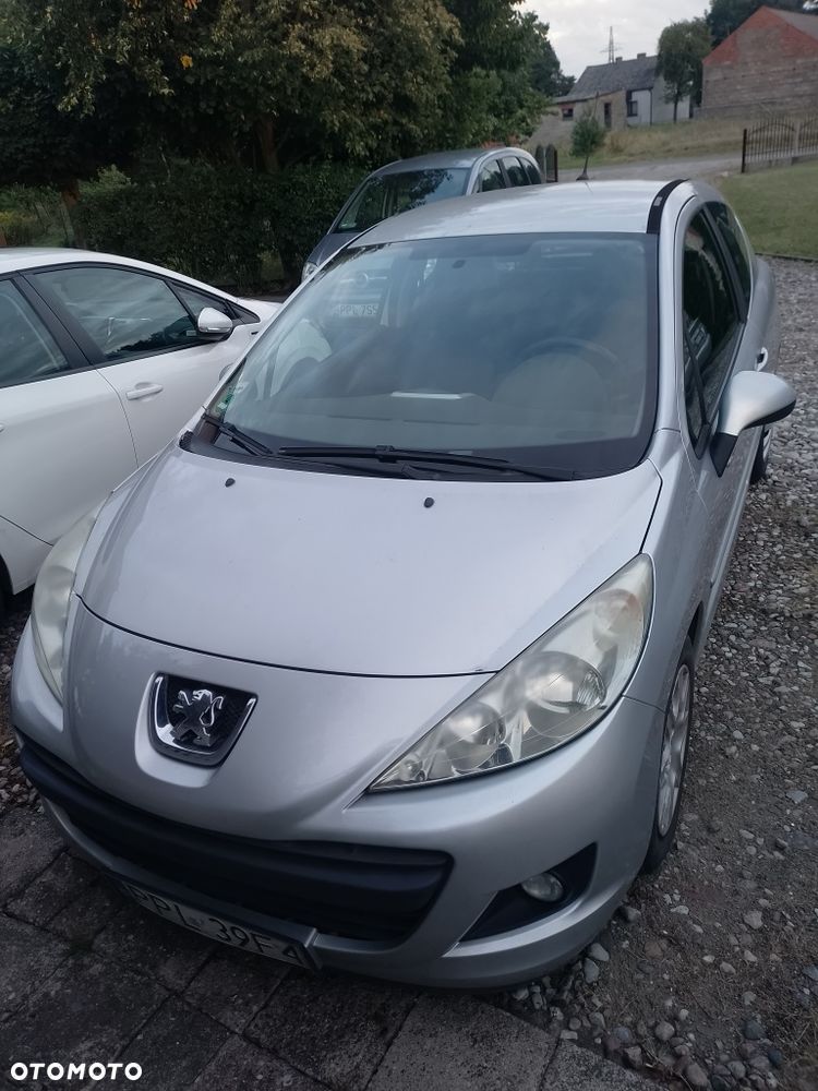 Peugeot 207 - 2