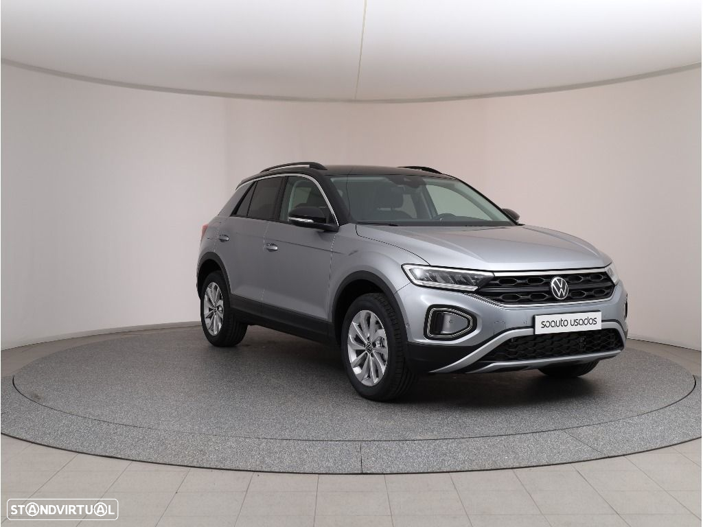 VW T-Roc 1.5 TSI Urban DSG - 21
