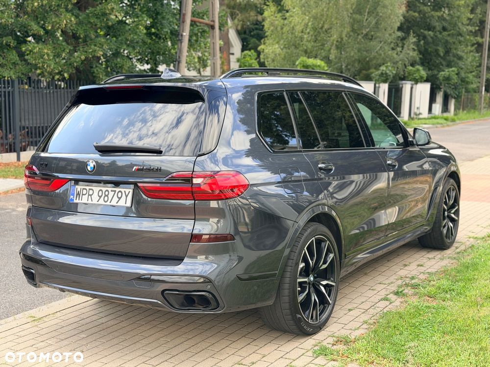 BMW X7 M50i sport - 11