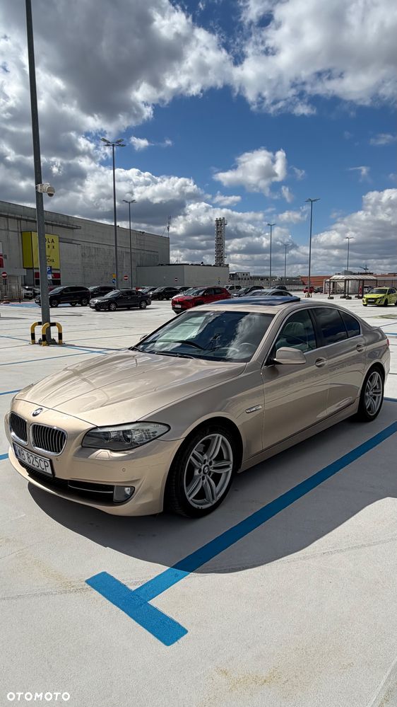 BMW Seria 5 525d - 1