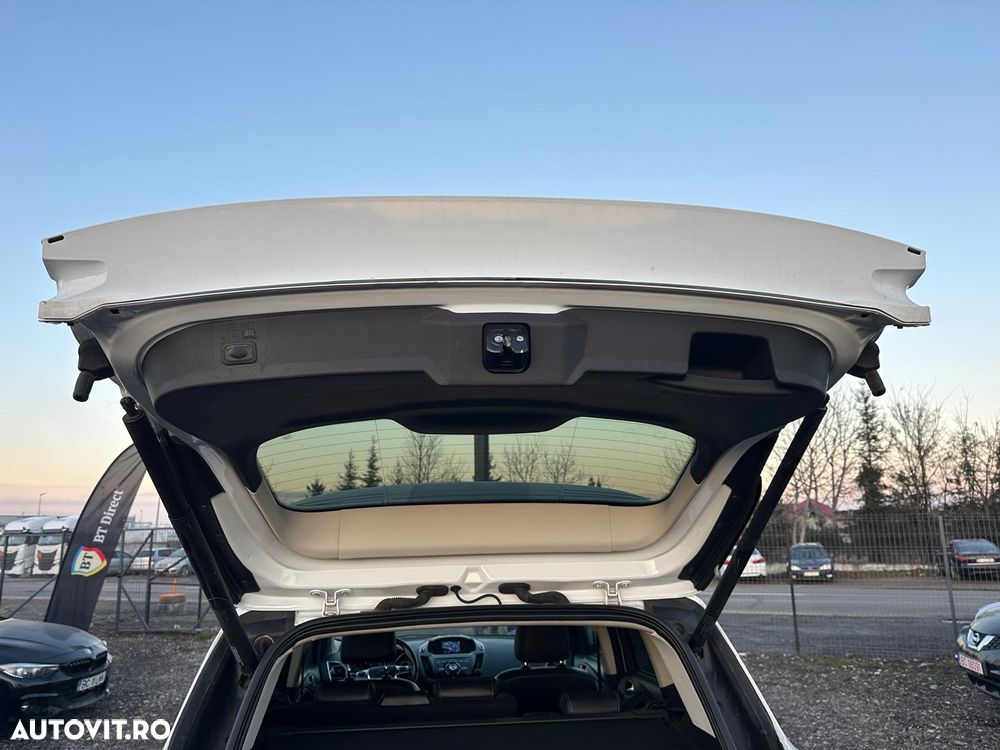 Ford Kuga 2.0 TDCi 4x4 Aut. Titanium - 10