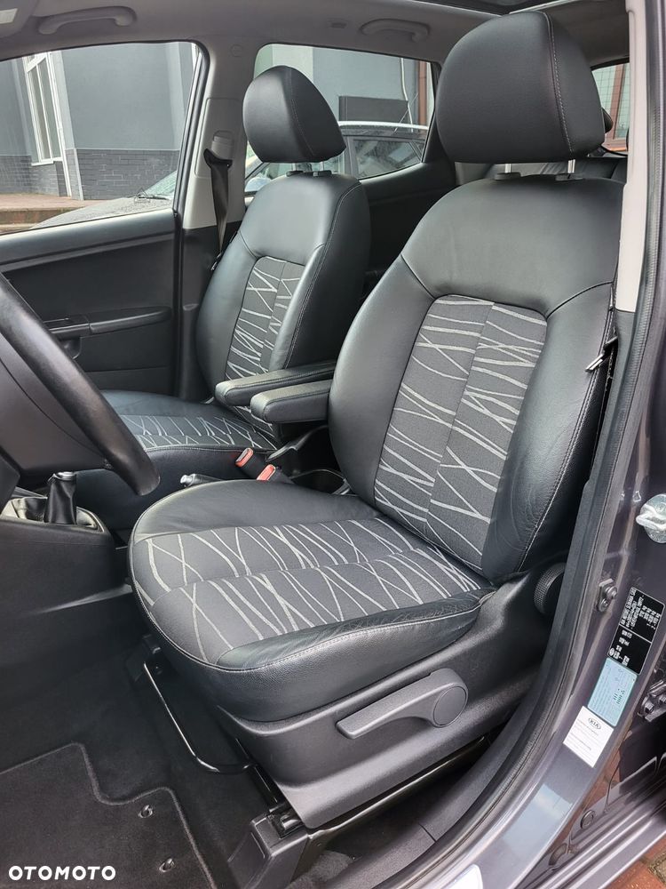 Kia Venga 1.6 CVVT Dream Team Edition - 14