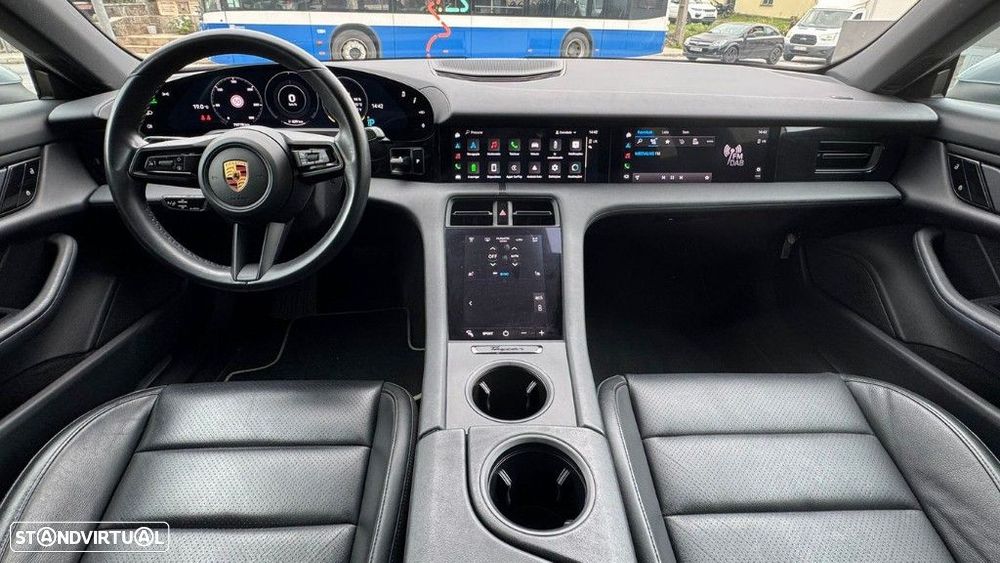 Porsche Taycan 4S - 20