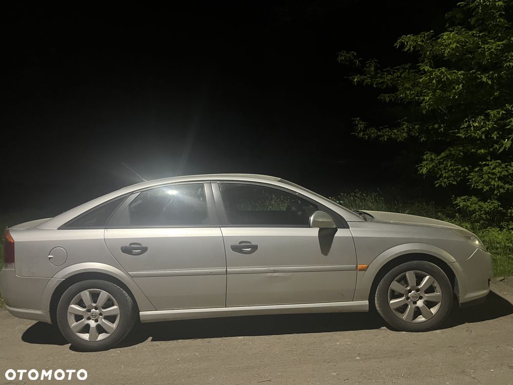 Opel Vectra 1.9 CDTI Essentia - 9