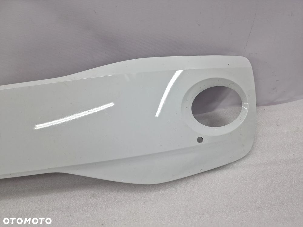 VW UP LIFT 16- BLENDA / LISTWA KRATKI ŚRODKOWEJ , NR AUKCJI KR159 - 9