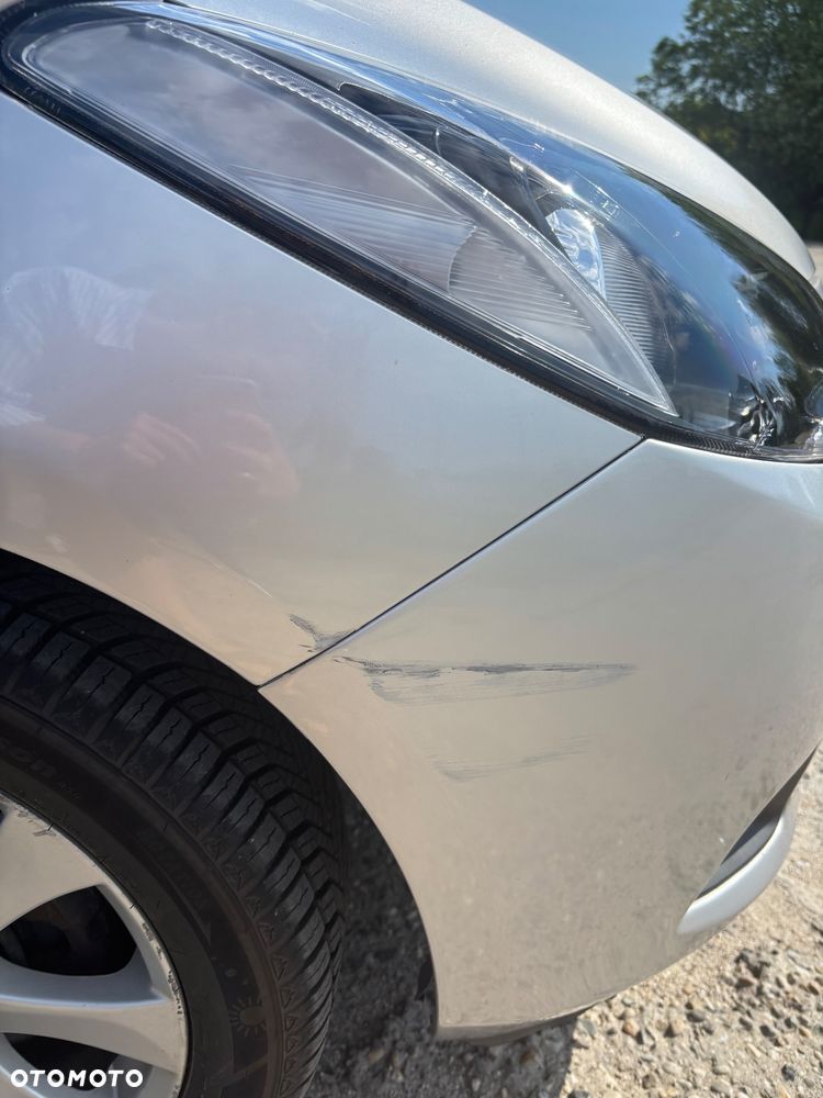 Mazda 2 1.3 Comfort - 9