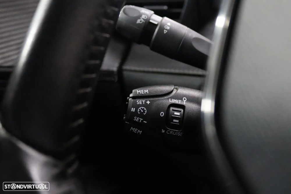 Peugeot 2008 PureTech 100 Stop&Start Allure Pack - 12