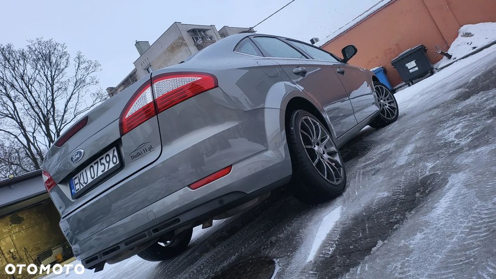 Ford Mondeo 2.5 Black Magic - 25