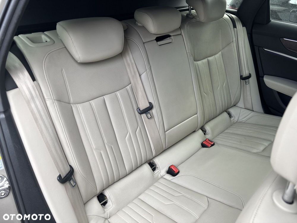 Audi A6 Allroad - 24