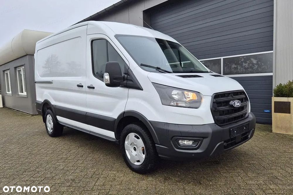 Ford Transit 350 L2H2 Trend 2.0 130KM - 5