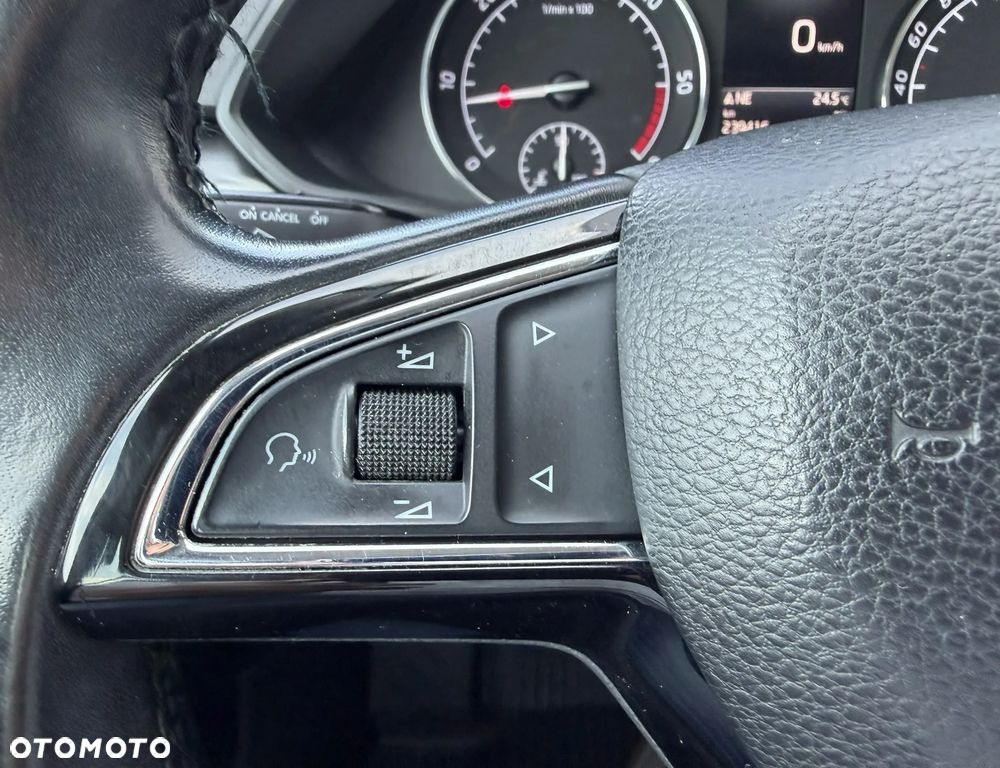 Skoda Superb 2.0 TDI Style DSG - 31