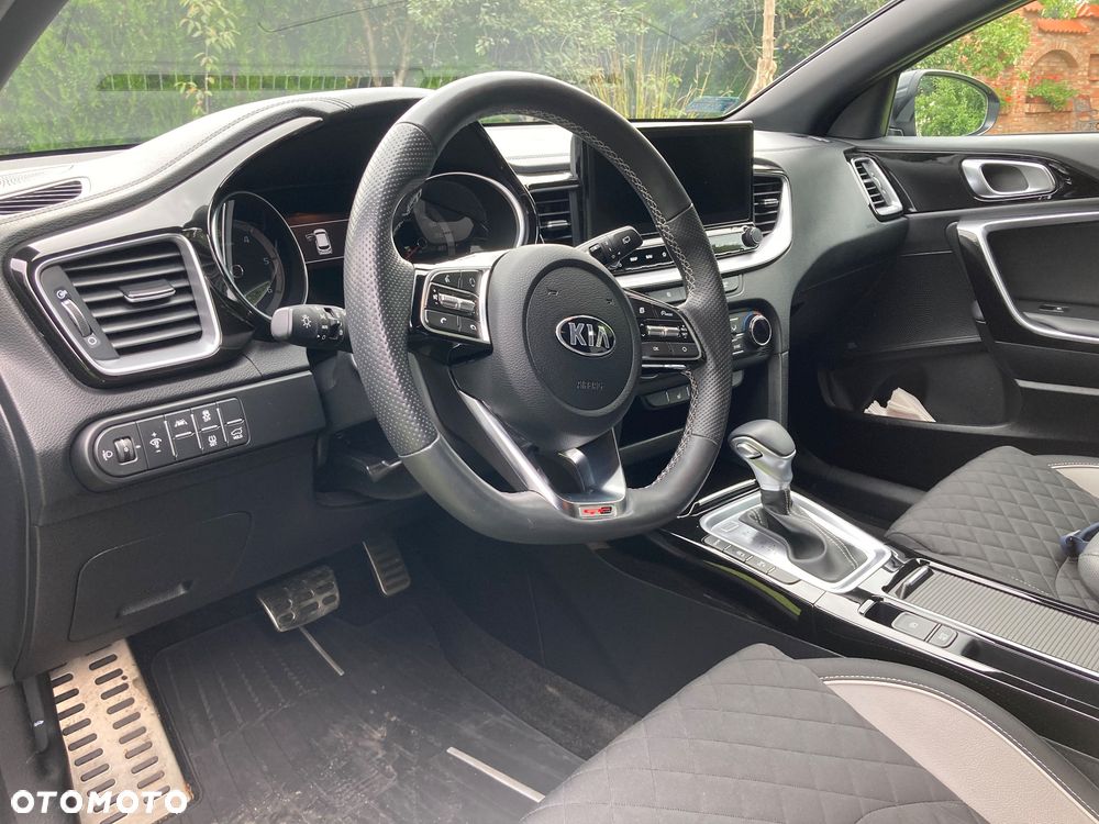 Kia ProCeed 1.6 CRDi GT Line DCT - 9