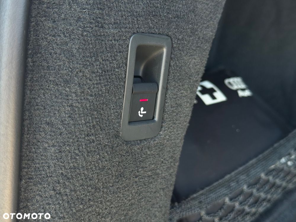 Audi A6 Avant 40 TDI quattro S tronic - 24