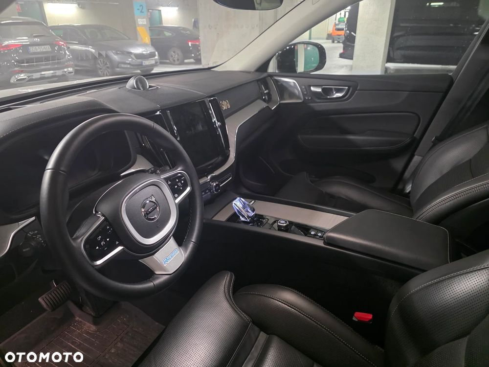 Volvo XC 60 B5 B AWD Ultra Dark - 7