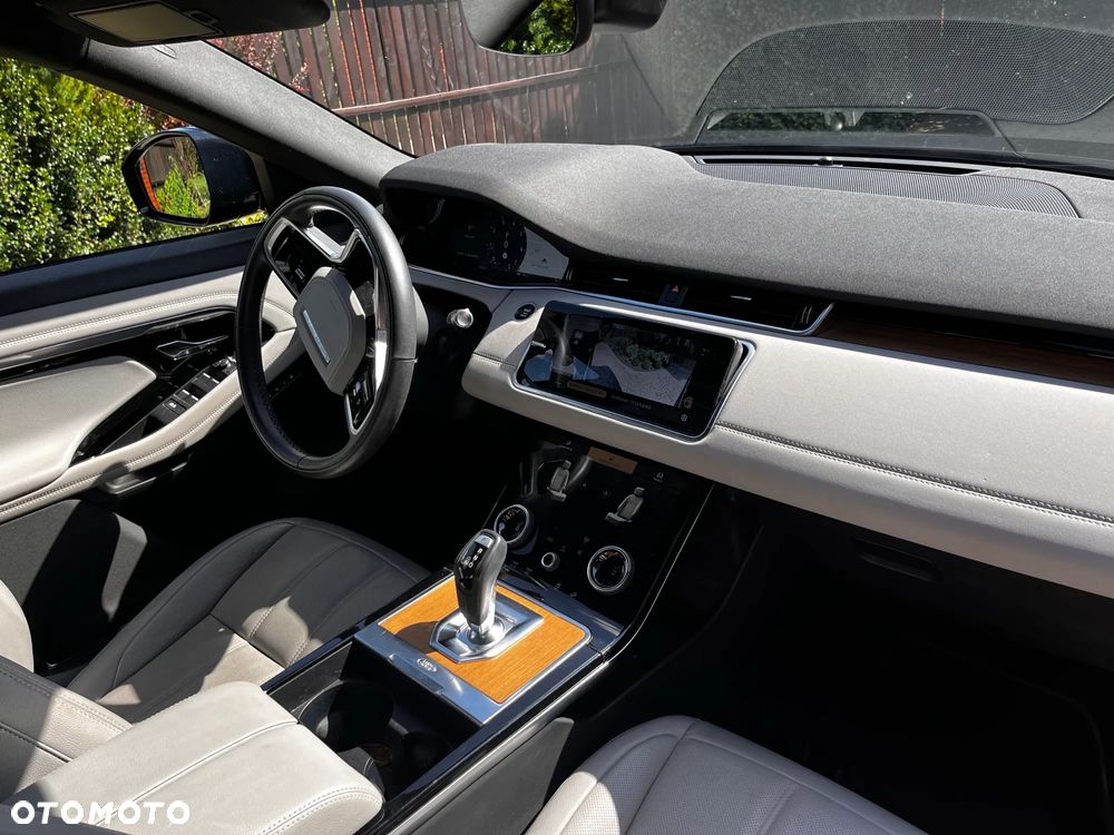 Land Rover Range Rover Evoque - 35