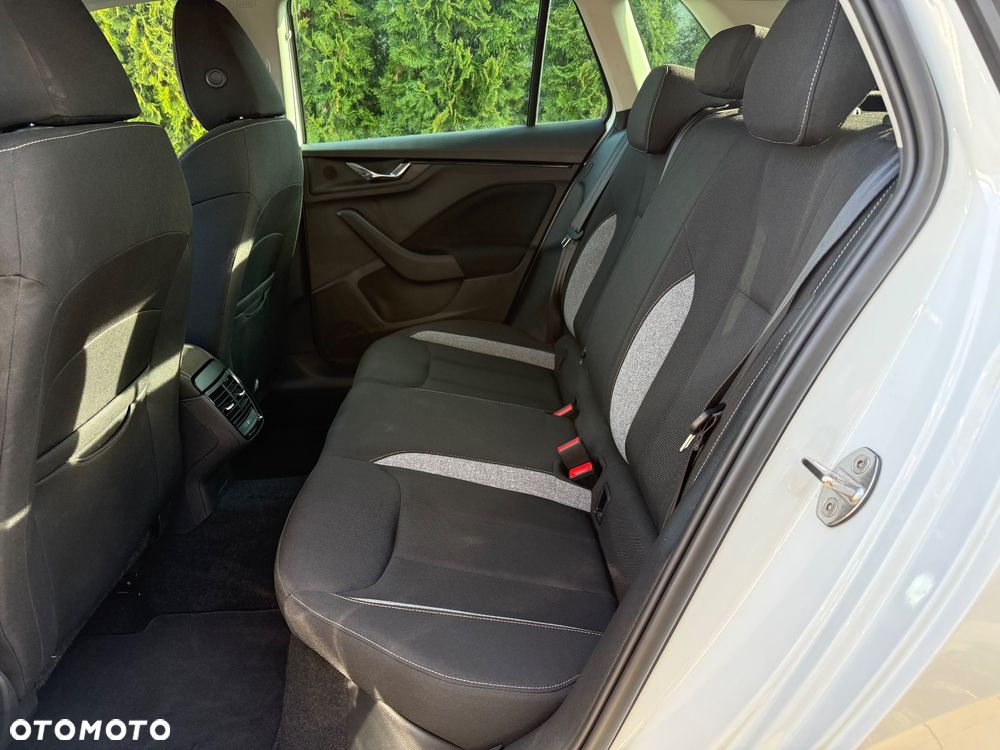 Skoda Kamiq 1.0 TSI Style DSG - 10