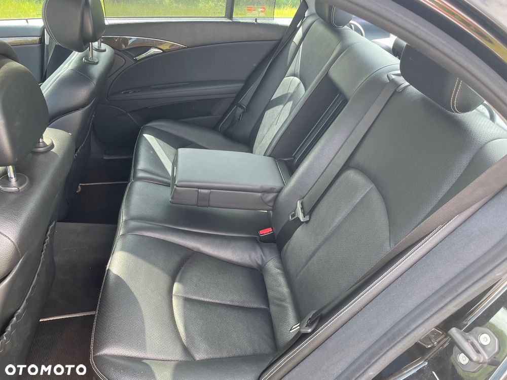 Mercedes-Benz Klasa E 320 CDI Avantgarde - 31
